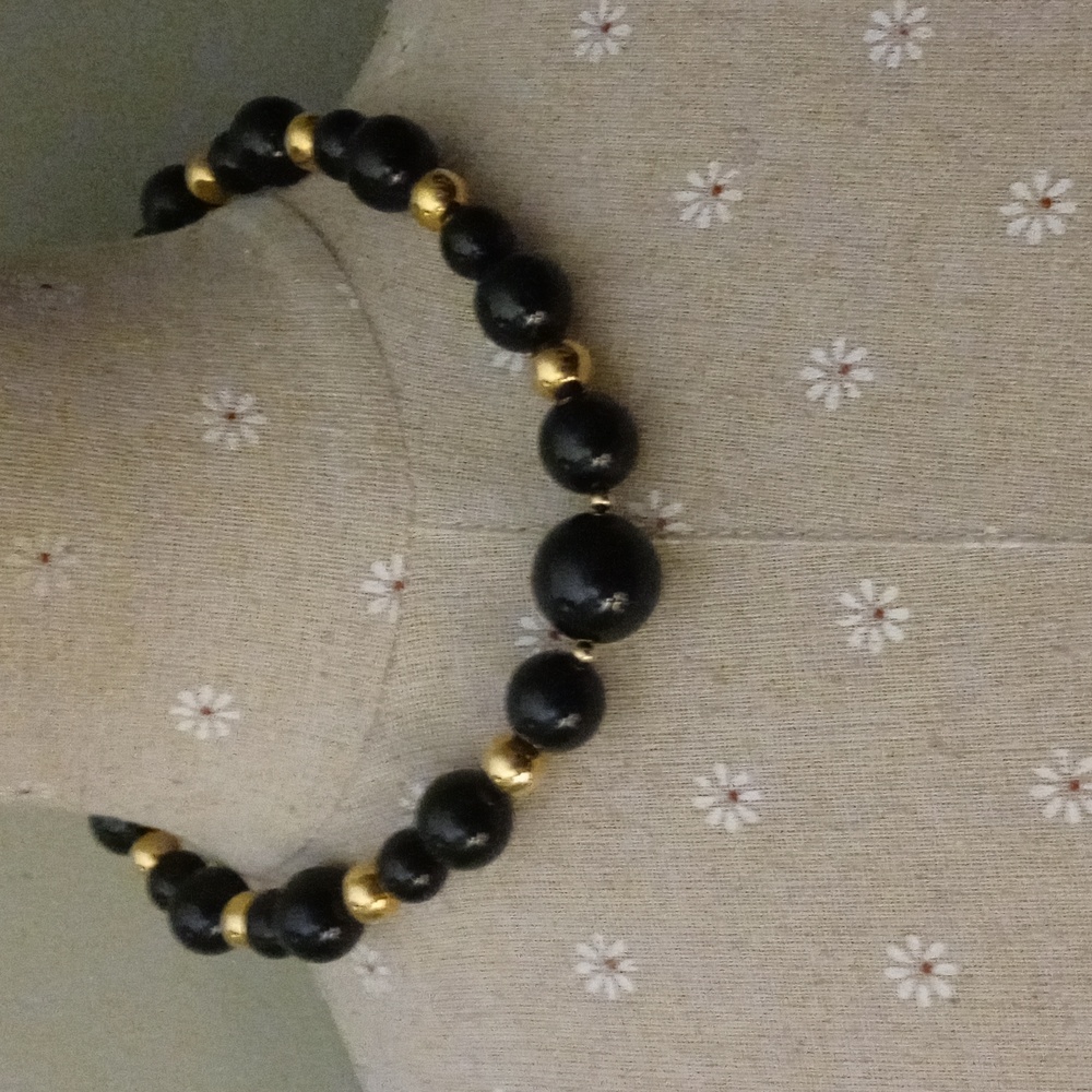 Monet Vintage Choker necklace